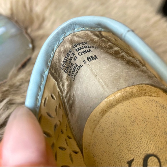 4/$15💥Sam & Libby cut out pale blue pumps - Picture 7 of 7